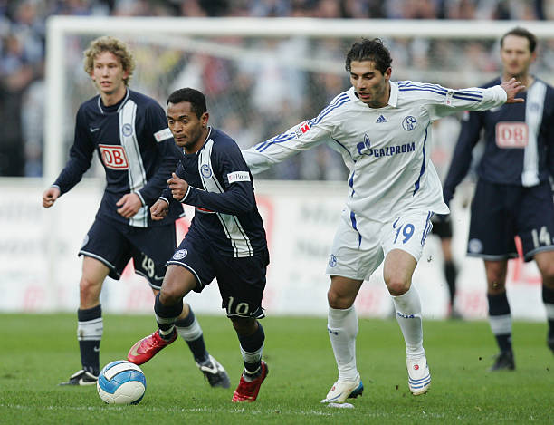 些质疑和不 些质疑和不