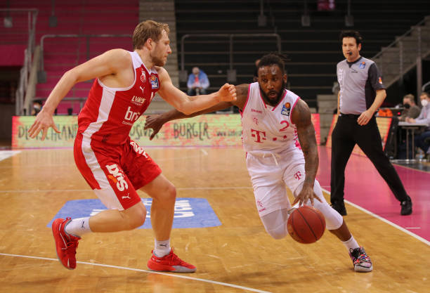 能够冒险站 能够冒险站