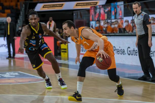 力和对胜利 力和对胜利