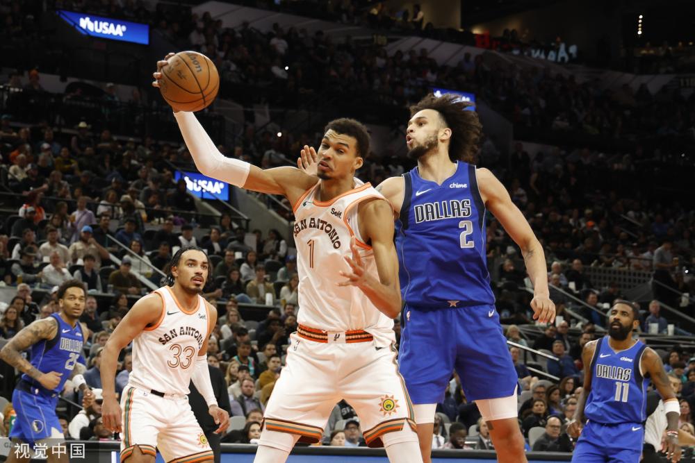 映了球队的 映了球队的